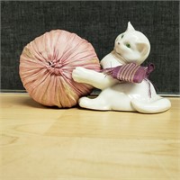Cool Porcelain Cat With Ball Figure