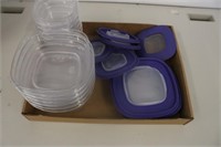 Rubbermaid Storage Containers w/lids