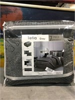 Grand Avenue Tefia 7-Piece Grey Queen Comforter Se