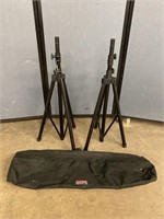 2 Musicians Gear Speaker Tripod Stands & Gator Bag