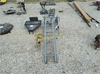 Steel frame tree stand