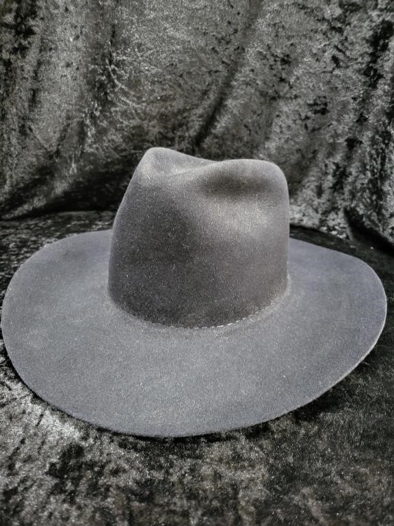 Wrangler Hat 47% Beaver size 7. Black & Clean.