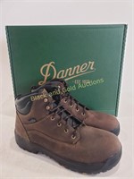New Women's 8.5 Danner Caliper Waterproof Boots