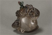 Chinese Carved Quartz Snuff Bottle,