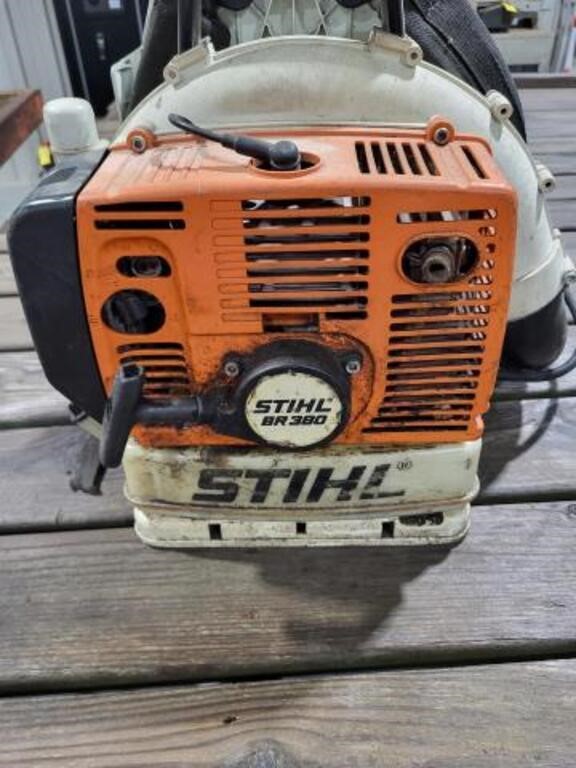 Stihl back pack blower model BR 380