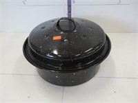 Round roasting pan, 10" diameter