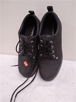 Skechers shoes size 11