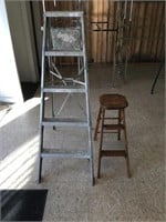 5ft ladder & fold up wood step stool