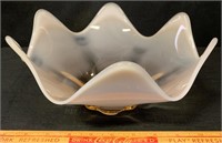 LOVELY MID CENTURY BLOWN GLASS CENTRE BOWL