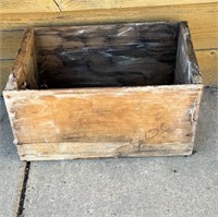 Wood Crate ( NO SHIPPING)