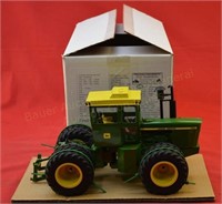 John Deere 7520 Tractor - 25th Anniversary