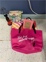 BEACH BAG AND DECOR