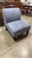 ARMLESS ACCENT CHAIR, SEAT HEIGHT 18"