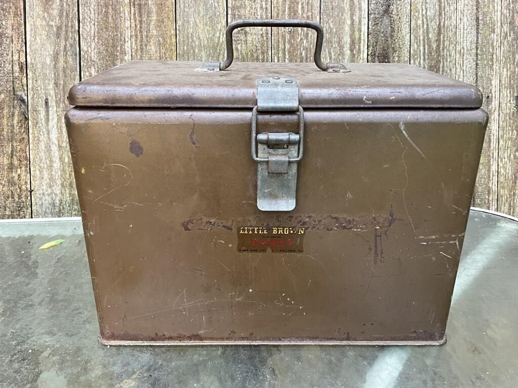 LITTLE BROWN CHEST COOLER