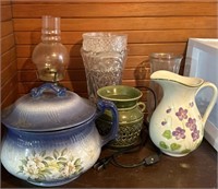 Grouping of lamp tart warmer and misc