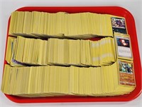 LARGE ASSORTMENT OF MDOERN POKEMON CARDS