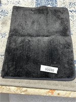 Bathroom fuzzy mat