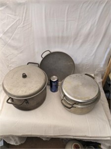 2 Aluminum Pots w/ Lids and Other