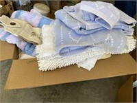 Box lot of towels and bath items