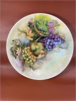 Plate Grapes by S. Keeney 1974