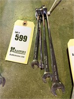 SAE Twisted Wrenches