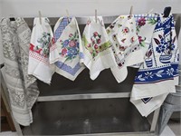 (2) Tablecloths & (5) Towels