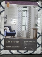 ALLEN AND ROTH CURTAIN