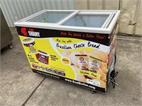 Open cooler with sliding glass top