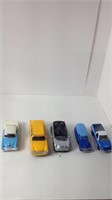 5 Vintage Die Cast Cars. U16I