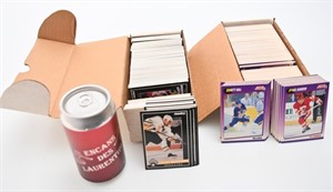 2 boîtes de cartes de hockey
