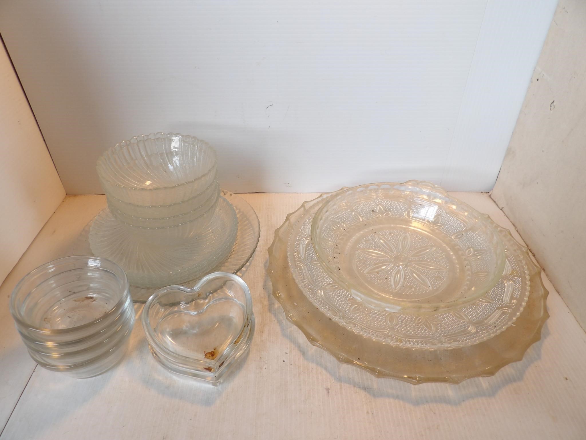 Large Lot of Lovely Vintage Glassware