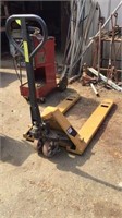 Cat Pallet Jack 5500 Lb