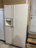 Ge side by side refrigerator