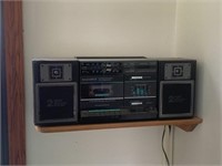 Magnavox cassette, radio with 2 way speakers