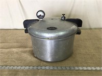Steamliner Pressure Cooker