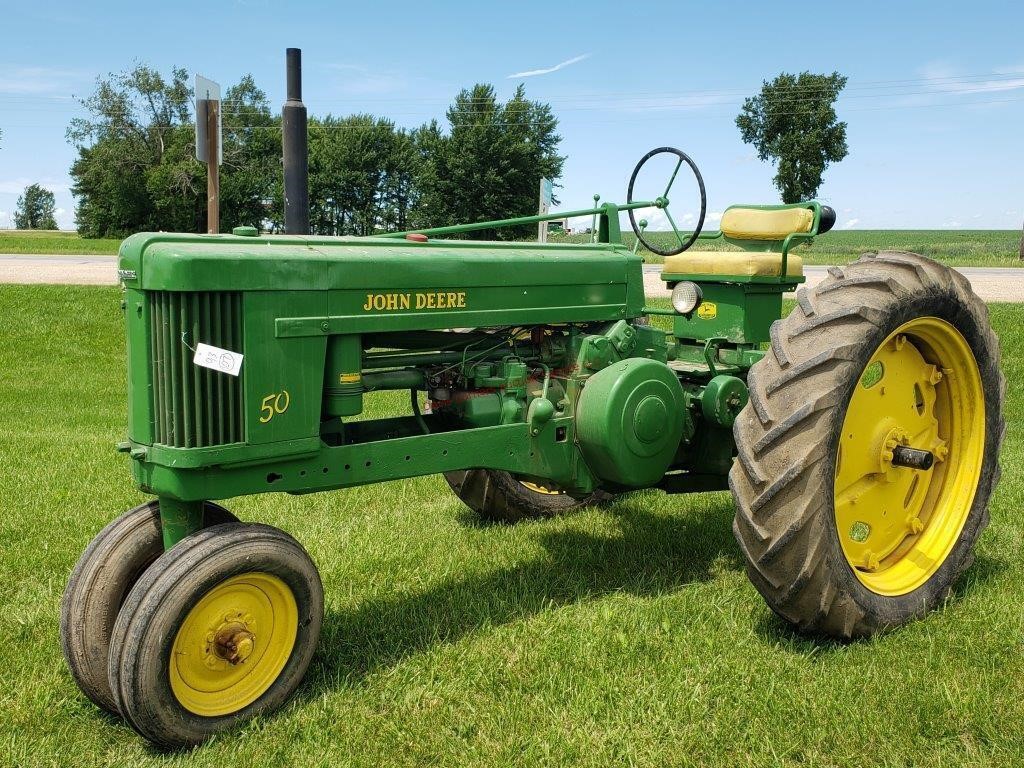 John Deere 50 Tractor - Runs Great