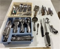 Silverware & kitchen utensils