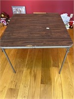 Folding card table 33.5x33.5x28