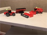 1/64 Case ih toys and uneverth grain cart