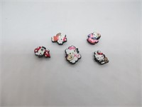 HELLO KITTY CROC CHARMS