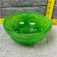 Vtg Jeannette 3 Footed Bowl Green Flash chipped