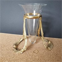 VTG GLASS VASE SURROUNDED BY GOLDEN BASE