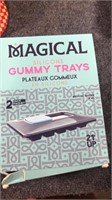 magical silicone gummy trays