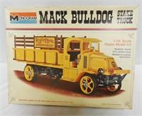 Monogram Mack Bulldog Stake Truck Model 1/24