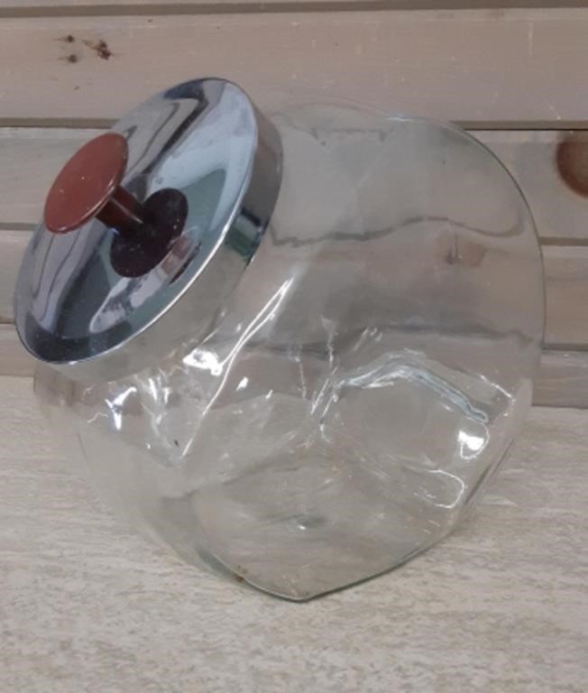 Counter Candy/Biscuit Jar with cover