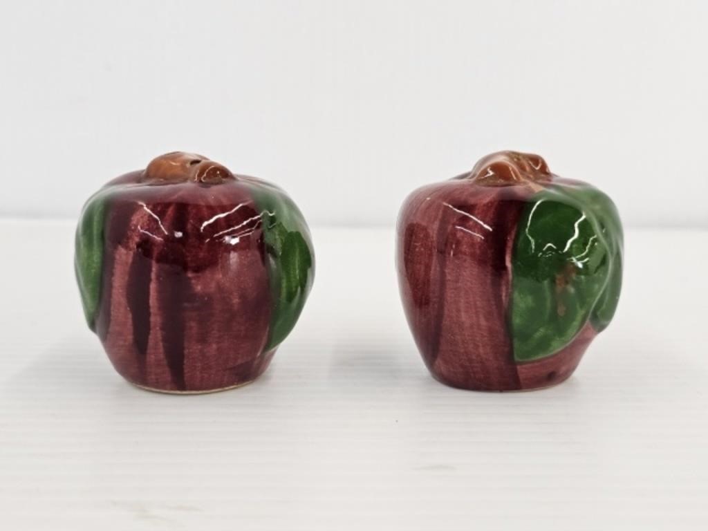 FRANSISCAN "APPLE" SALT & PEPPER SHAKERS