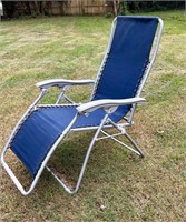 Vintae Canvas & Metal Pool Lounge Folding Chair