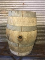 Small whiskey barrel.