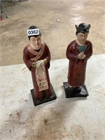 2 oriental figurines