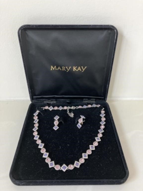 Mary Kay Jewelry Set